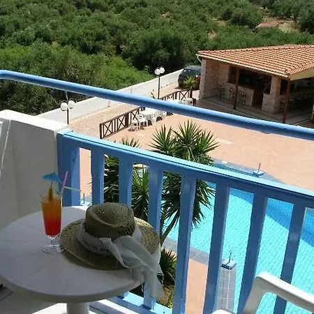 شقة Mareva